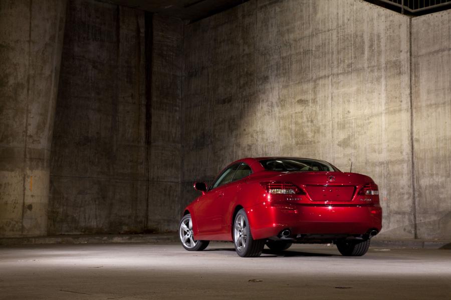  Lexus IS250C 2008 года  (фото 30 из 113)